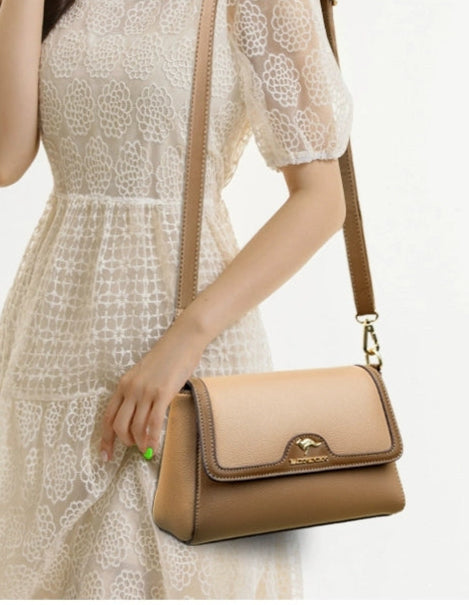 حقيبة يد نسائية بحزام طويل قابل للتعديل صغيرة الحجم لون اوف وايت مع جملي - KSA