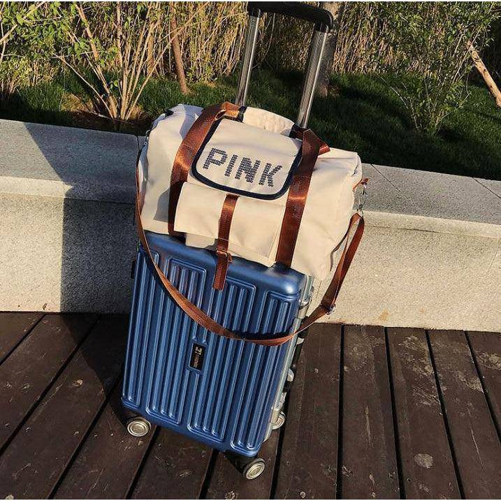 شنطة رياضية دفل مقاومة للماء - ابيض - KSA