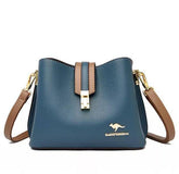 حقيبة باللون الأزرق بحزام بني وقفل مميز - KSA