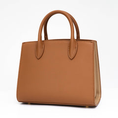 حقيبة يد نسائية باللون الاسود مربعة الشكل بحجم كبير ومساحة داخلية كبيرة. - KSA