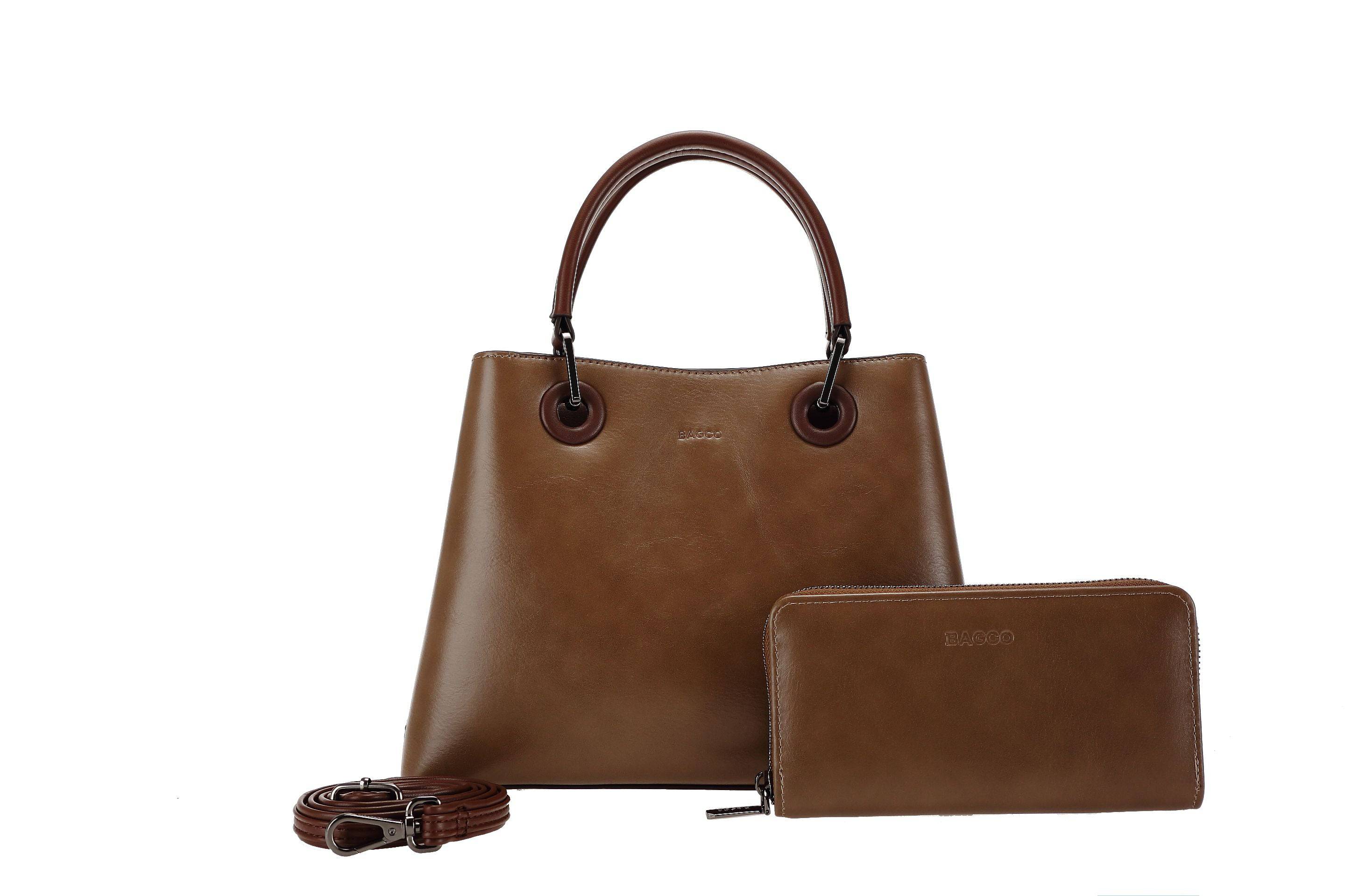 حقيبة يد نسائية باللون البنى مربعة الشكل كبيرة الحجم بيد وحزام طويل لحملها على الكتف - KSA