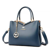 شنطة يد كبيرة عملية جلد مرن فاخر ومميز - ازرق - KSA