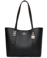 حقيبة يد نسائية متوسطة الحجم باللون الاسود - KSA