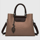 شنطة يد كتف نسائية مميزة بتصميم يتسم بالابداع - بيج - KSA