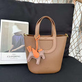 حقيبة يد نسائية صغيرة لون بني بيد قصيرة - KSA