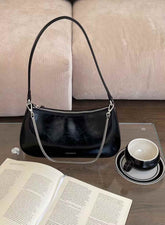 حقيبة كتف نسائية صغيرة بتصميم عصري وعملي لون اسود - KSA