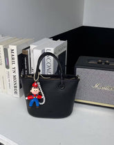 حقيبة يد نسائية متوسطة الحجم لون اسود - KSA