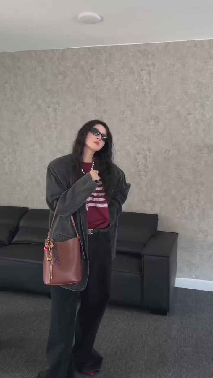 حقيبة كتف نسائية كبيرة الحجم عملية باللون الهافان