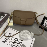 حقيبة كتف نسائية عملية صغيرة الحجم بلون الكافيه - KSA