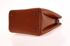 حقيبة يد نسائية باللون الاخضر بملمس ناعم ويد مريحة وحزام طويل للكتف - KSA