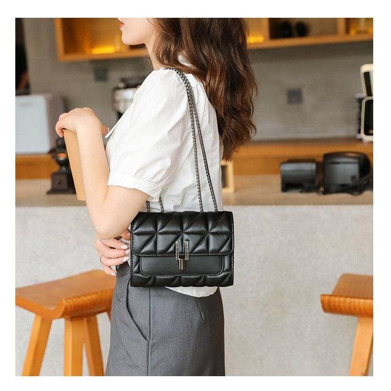 شنطة نسائية كروس بحزام سلسلة لجميع الاوقات - أسود - KSA