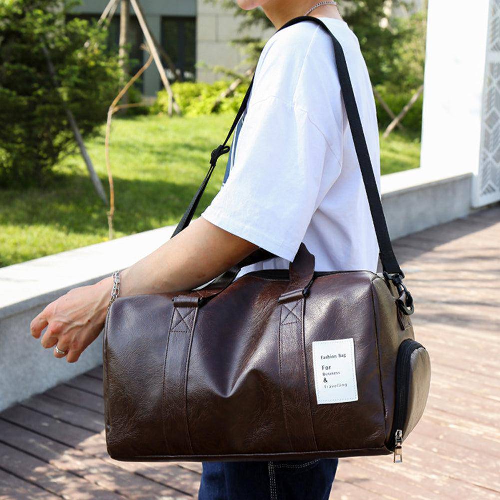 حقيبة سفر رجالي من مواد عالية الجودة ناعمة الملمس باللون البنى - KSA