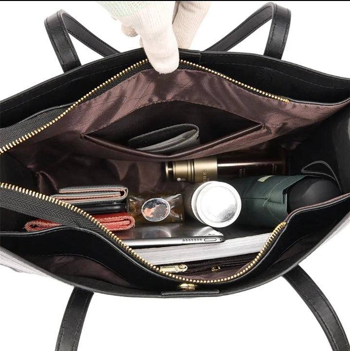 حقيبة كتف باللون الزيتونى وذراع بنى اللون بحجم متوسط وملمس ناعم - KSA