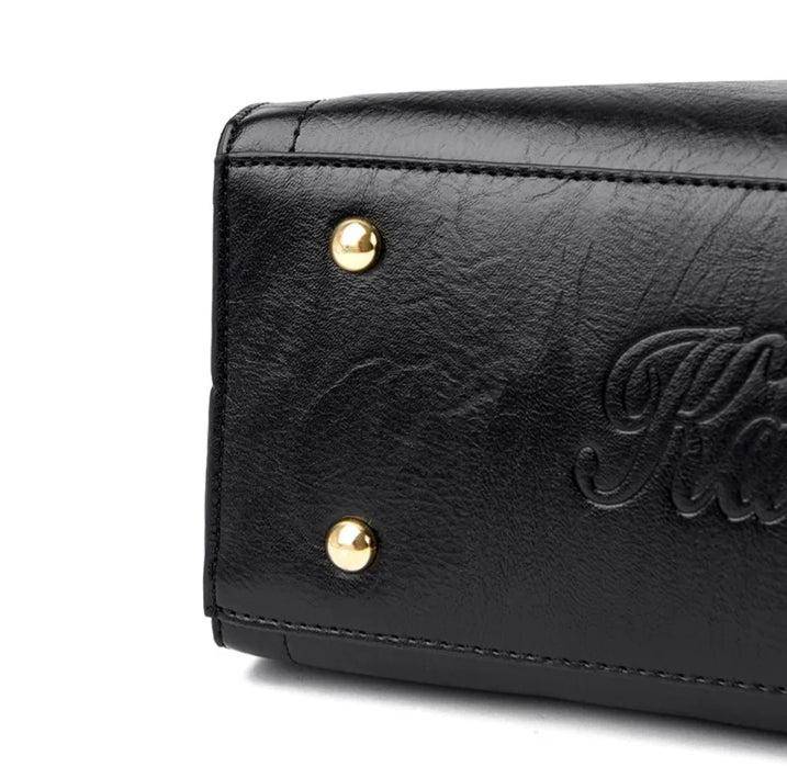 حقيبة كتف باللون الزيتونى وذراع بنى اللون بحجم متوسط وملمس ناعم - KSA