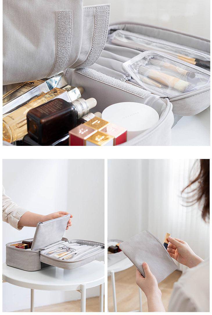 حقيبة مكياج صغيرة لجميع أدوات التجميل المهمة باللون الرمادى. - KSA
