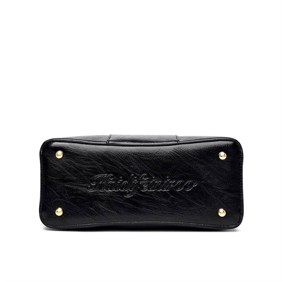 شنط كتف نسائيه بمظهر عصري وفخم - بني - KSA