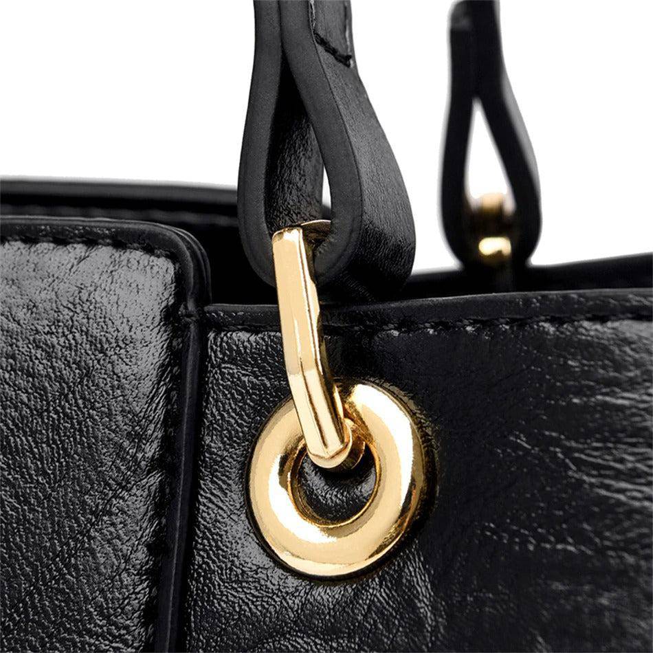 شنط كتف نسائيه بمظهر عصري وفخم - بني - KSA