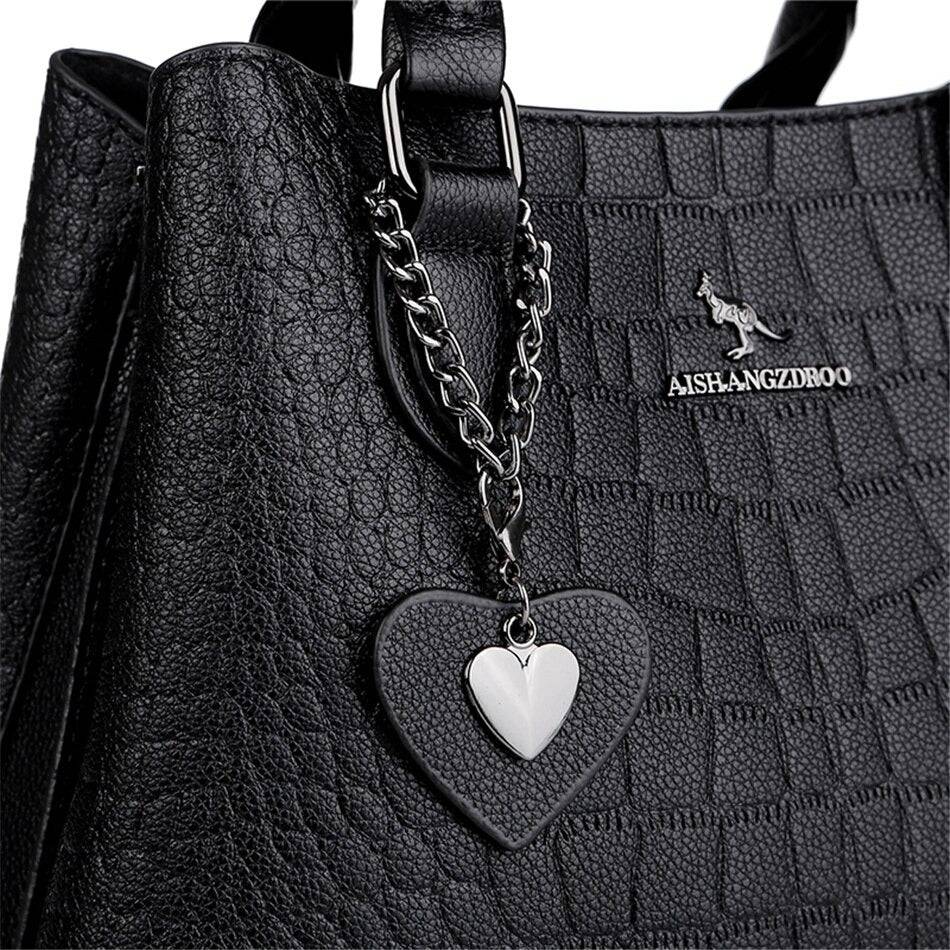 شنطة يد نسائية كبيرة جلد بتصميم فاخر ولون مريح - بيج - KSA