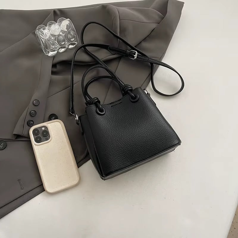 Charles 4310 black - KSA