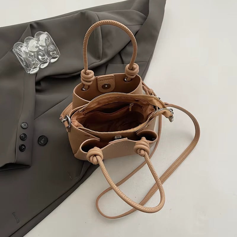 Charles 4310 black - KSA