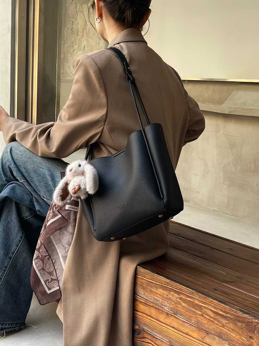 madonika-8238-black - KSA