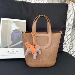 حقيبة يد نسائية صغيرة لون بني بيد قصيرة - KSA